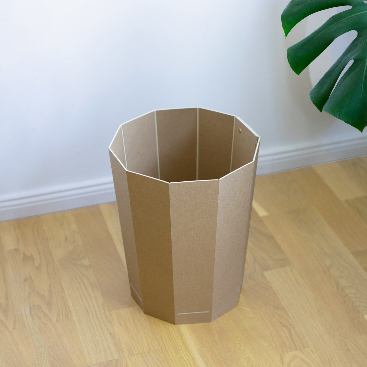 KROMA Kraft cardboard application example wastepaper bin