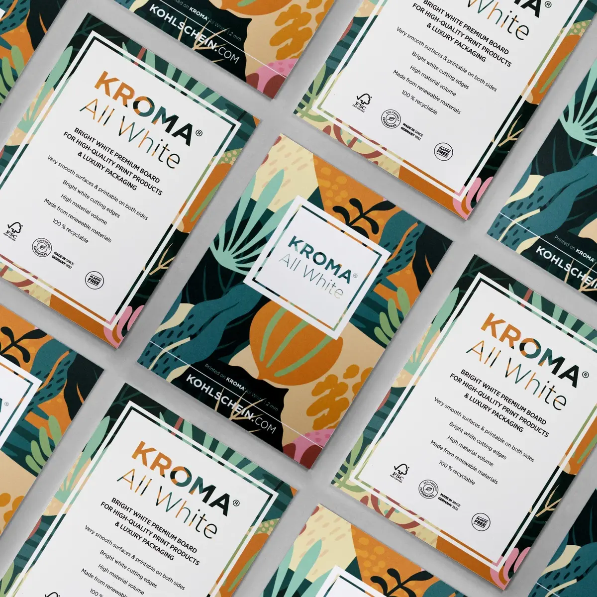 Business cards made of KROMA All White paperboard